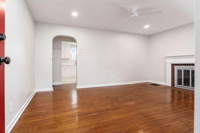 Foto del edificio - 884 S Chesterfield Rd