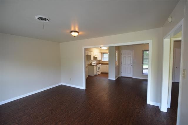 Building Photo - 8108 Redwood Dr