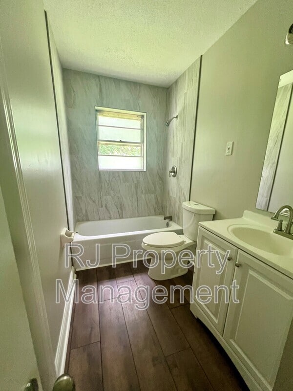 Building Photo - 5176 Braden Dr