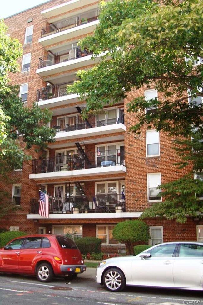 344343 60th St, Queens, NY 11377 House for Rent in Queens, NY