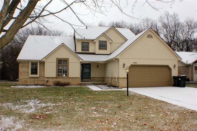 Building Photo - 1263 Bembridge Dr