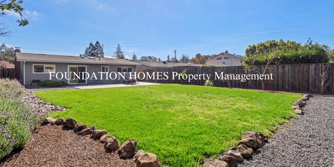 Foto del edificio - Recently remodeled Ranch home near downtow...