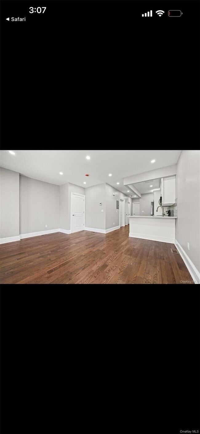 Foto del edificio - 115-23 143rd St