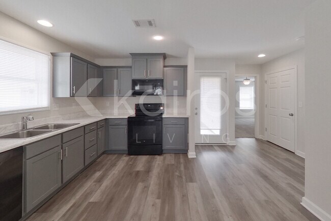 Building Photo - 143 Wexford Way