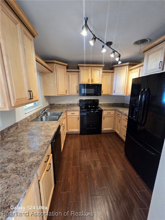 Building Photo - 1514 Vicki Dr