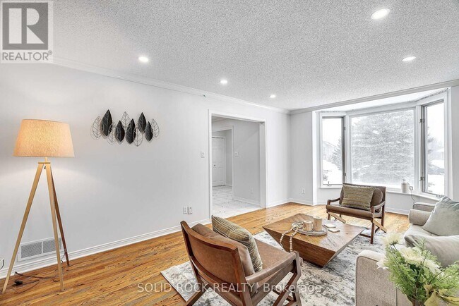 Building Photo - 42 Marchbrook Cir