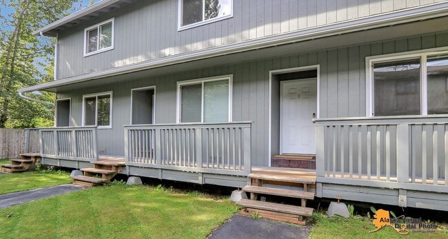 Building Photo - 1810 E 72nd Ave