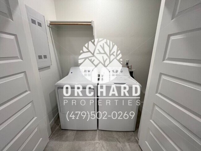 Foto del edificio - 2/1 Flat | Endura Park- Apartments in Siloam Springs!