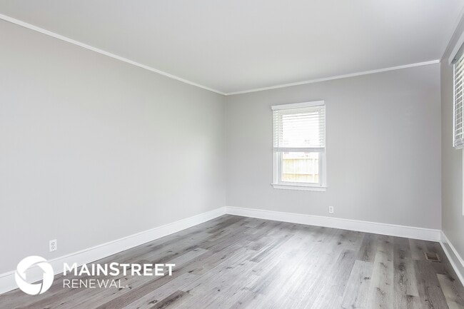 Foto del edificio - 515 Forrest St