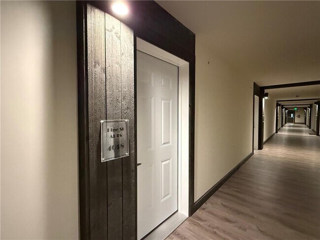 Foto del edificio - 327 Pine St