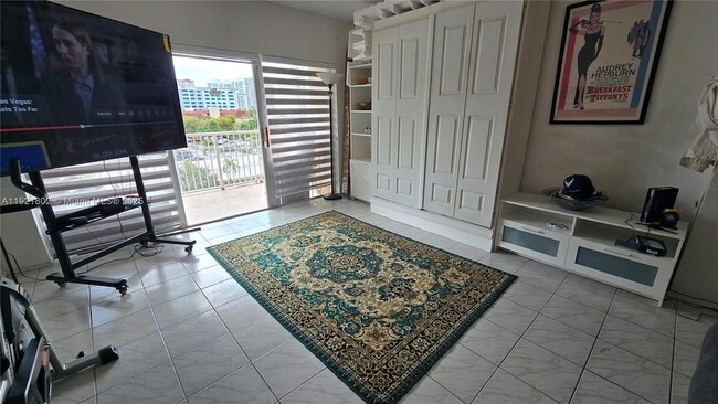 Foto del edificio - 1985 S Ocean Dr