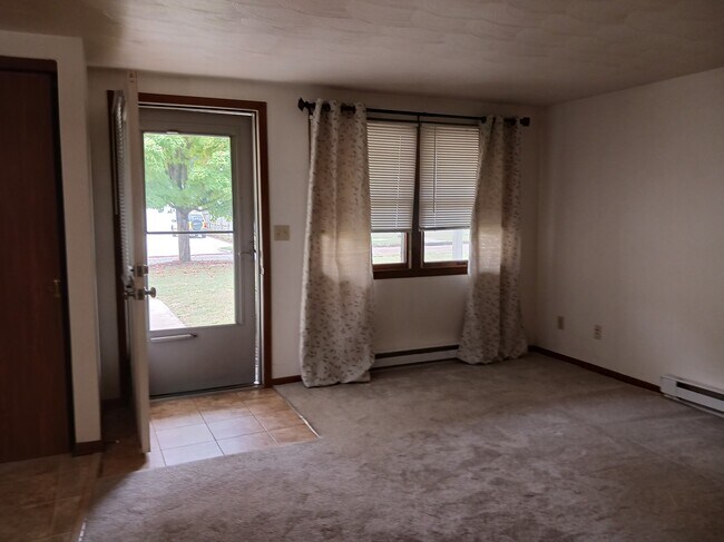 Foto del edificio - 303 E Hamtramck St