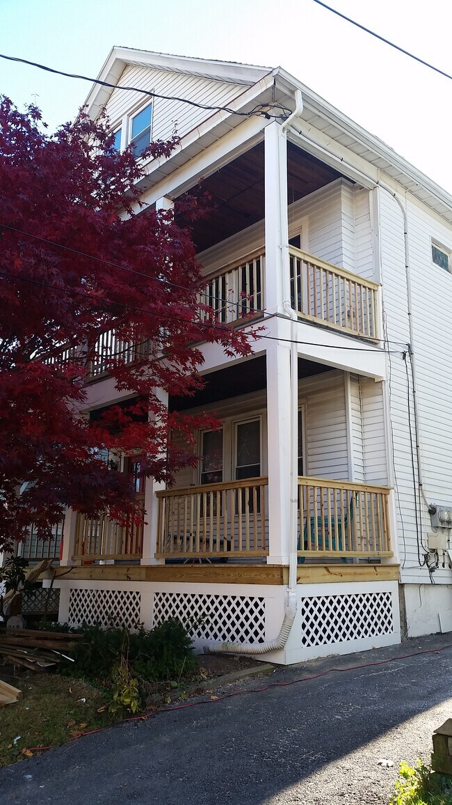 28 Peyster St Unit 2nd Floor, Albany, NY 12208 Apartments at 28