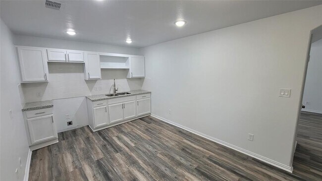 Foto del edificio - 2603 Oakcliff St