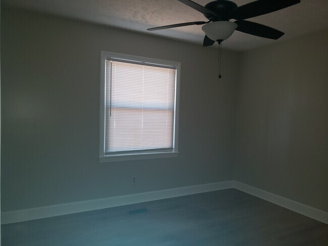 Foto del edificio - 520 N Fayetteville St