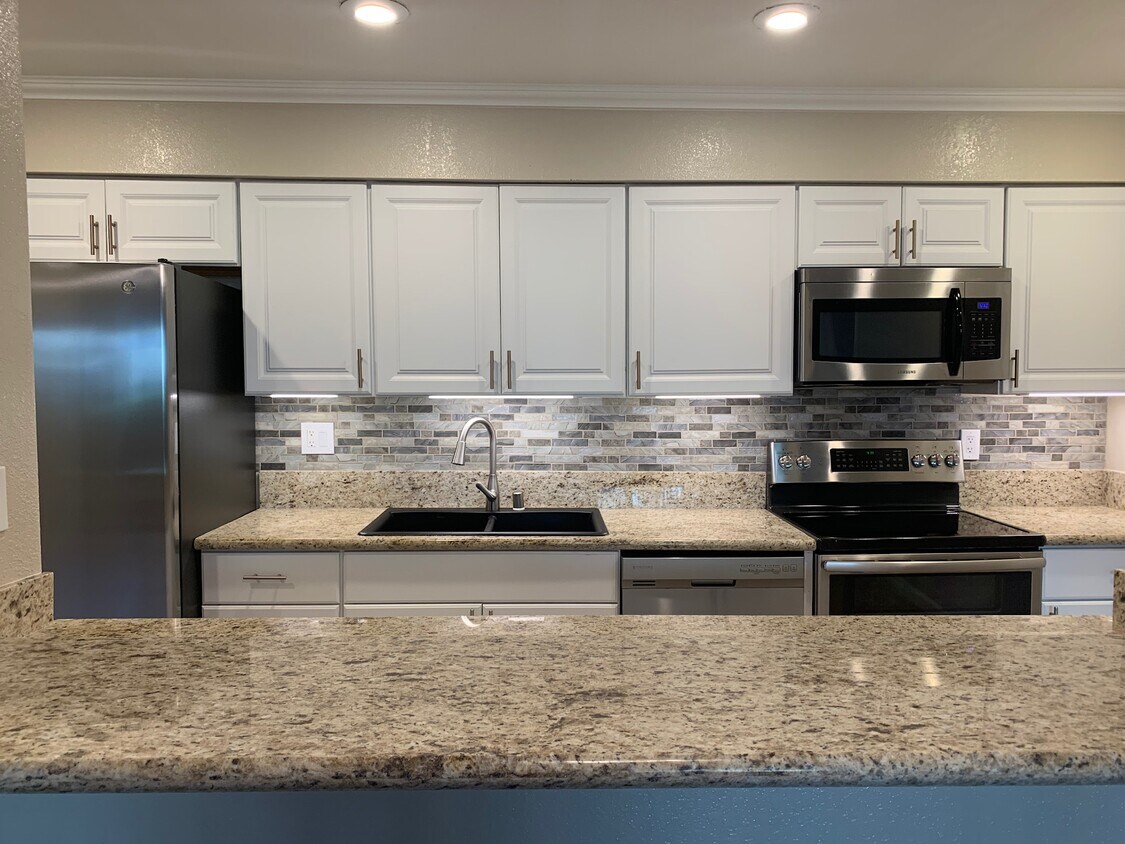 Los Arboles Apartments Apartments in Del Mar, CA