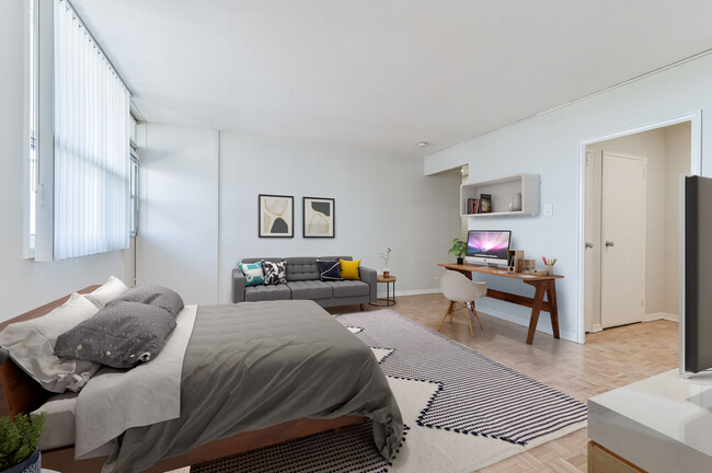 Building Photo - Davisville Tower