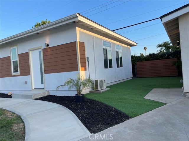 Foto del edificio - 2316 E Larkwood St