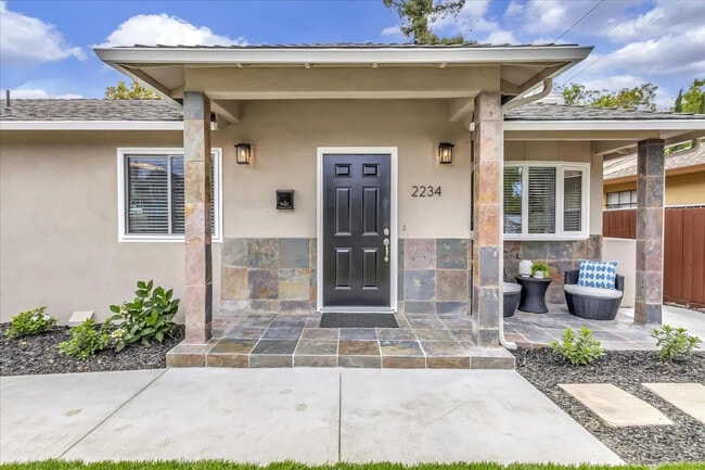 Foto del edificio - 2234 Homestead Rd