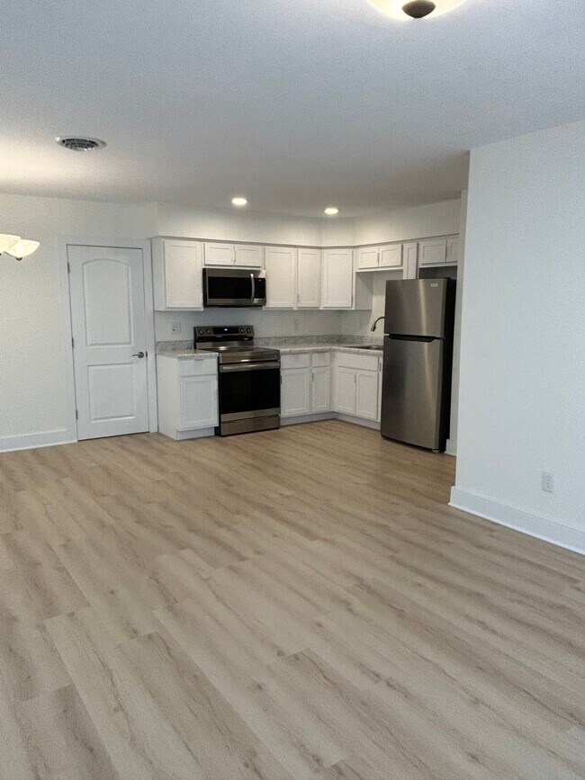 Foto del edificio - 1030 Community Rd