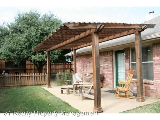 Building Photo - 3720 Gardenia Ln