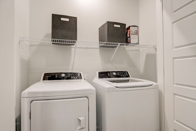 Building Photo - Wesmont