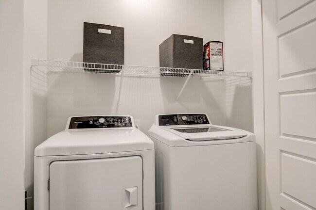 Building Photo - Wesmont