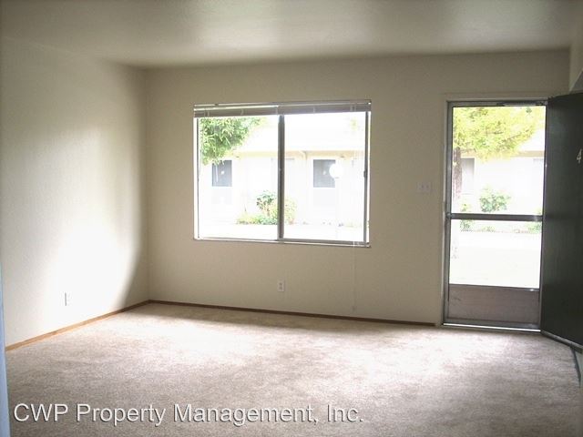 Building Photo - 20200 Forest Ave