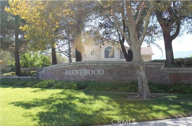 Building Photo - 14112 Los Robles Ct