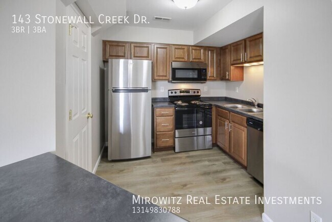 Foto del edificio - 143 Stonewall Creek Dr