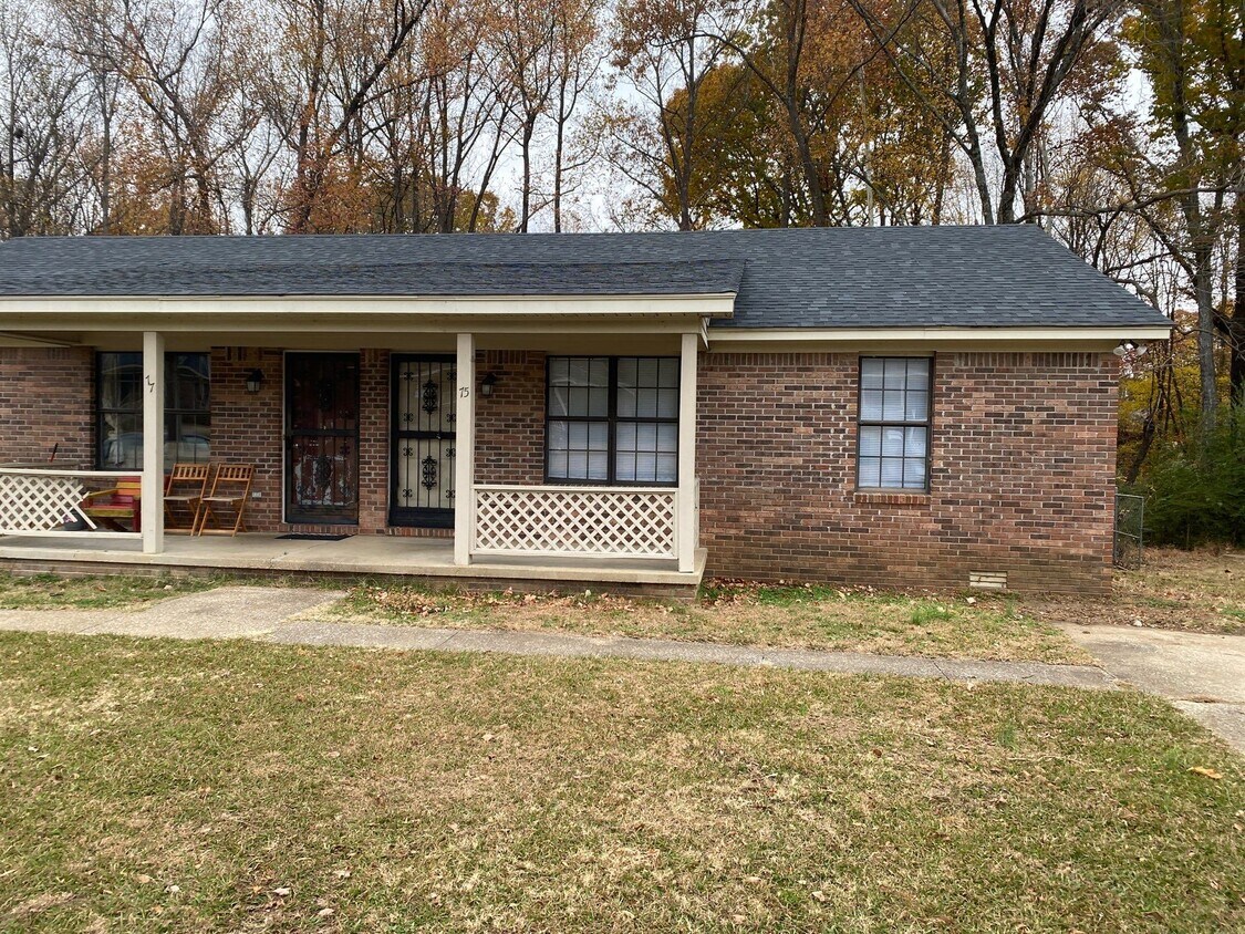 Foto principal - 75 Rushwood Dr