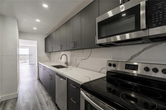 Building Photo - 3660 NE 166th St