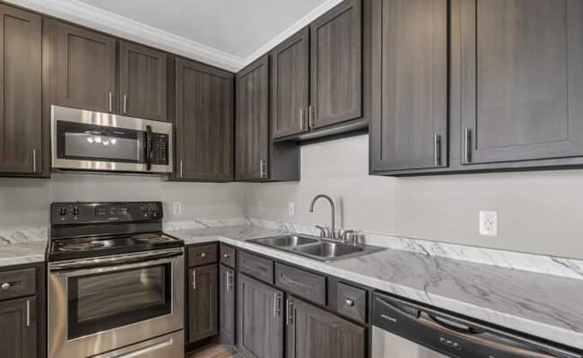 Building Photo - 2 bedroom in Rosenberg TX 77471