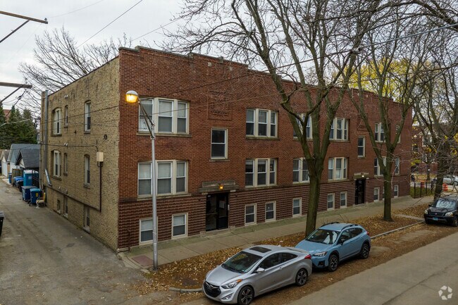 Foto del edificio - 2453-2459 W Sunnyside Ave