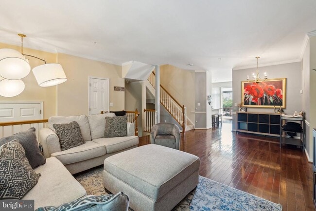 Building Photo - 103 Sandberry Ct