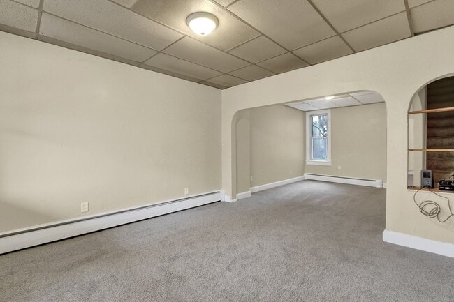 Building Photo - Coming Soon - Spacious 4 Bedroom, 1 Bath H...