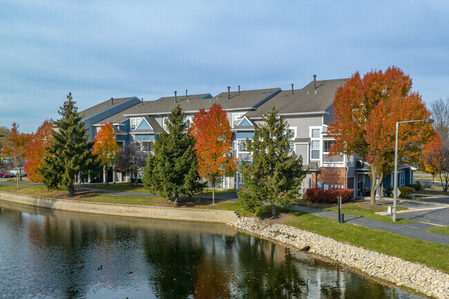 Building Photo - Grand Reserve of Naperville