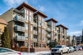 Building Photo - 1720-1710 10 St SW