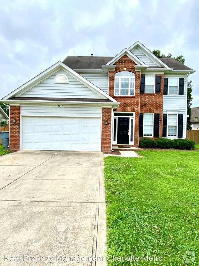 Steelechase Apartments under 1,000 Charlotte, NC 1 Rentals