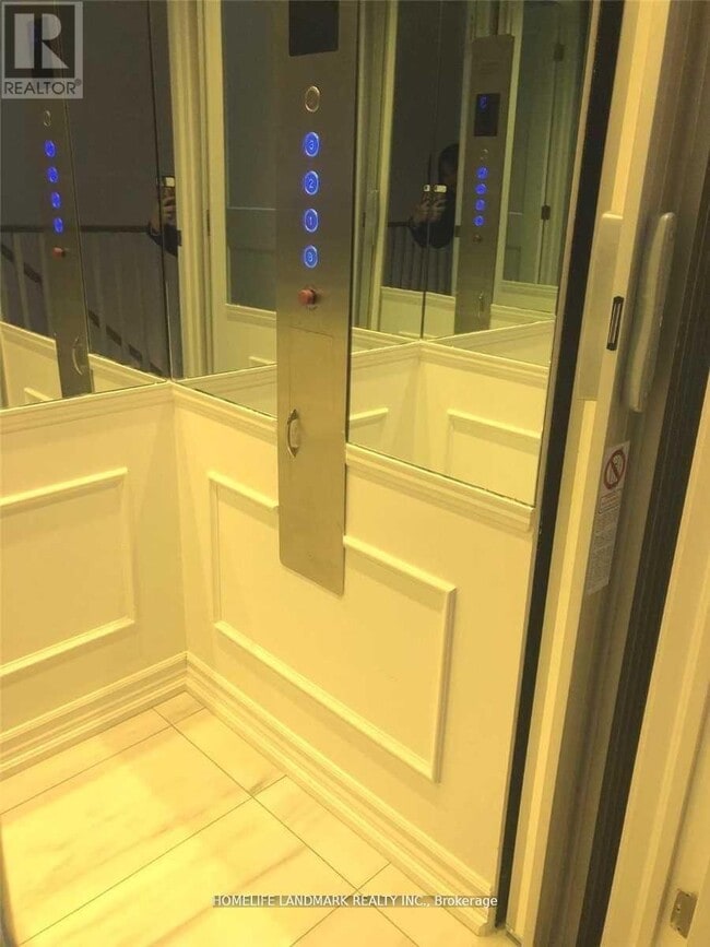 Building Photo - 81 William Saville St.