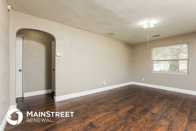 Foto del edificio - 19 Volusia Dr