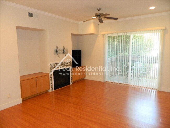 Building Photo - 3 br, 2.5 bath House - 243 McDowell Lane