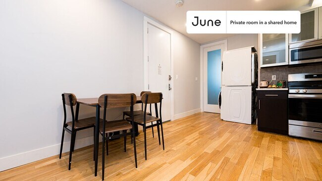 Foto del edificio - Room in Shared 3 bed/1 bath home in Clinton Hill