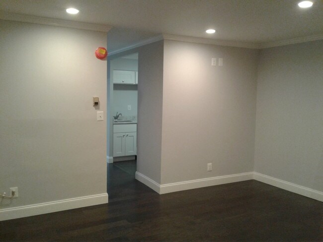 Main Room - 293 G St SW