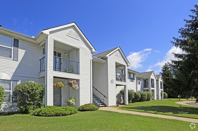 Exteriors - Bridgewater Park of Clarkston