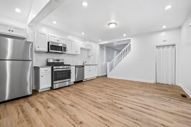 Foto del edificio - 531 Corey Ave