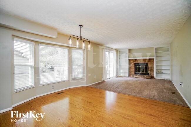 Foto del edificio - 12111 Peppermill Ln