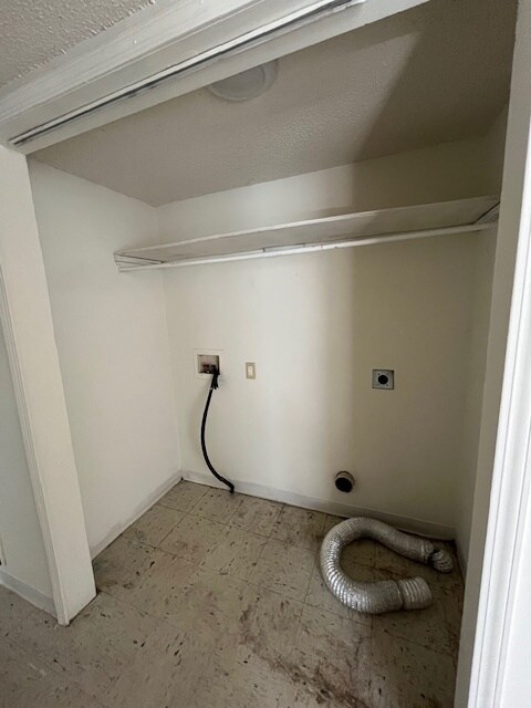 Building Photo - 20 Opal Mae