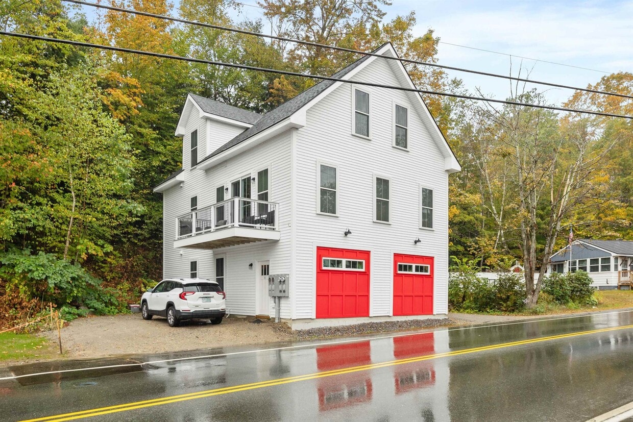 Primary Photo - 17 Lost River Rd