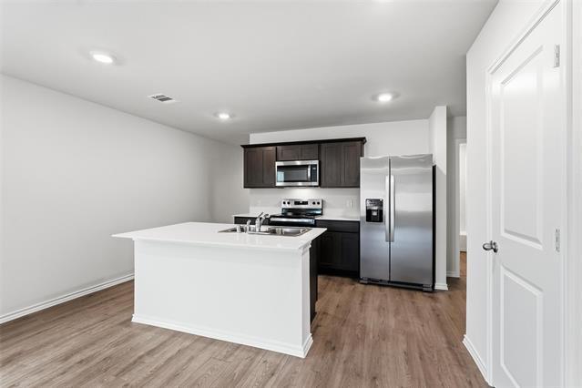 Foto del edificio - 1325 Brook Ln